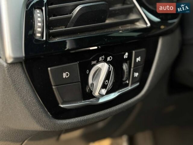 Серый БМВ 5 Серия, объемом двигателя 2 л и пробегом 149 тыс. км за 26900 $, фото 18 на Automoto.ua