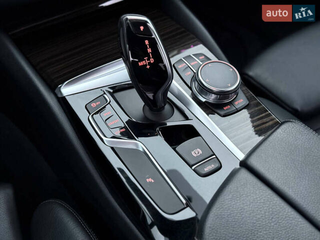 Серый БМВ 5 Серия, объемом двигателя 2 л и пробегом 180 тыс. км за 26999 $, фото 17 на Automoto.ua