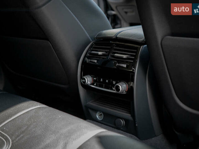 Серый БМВ 5 Серия, объемом двигателя 2 л и пробегом 93 тыс. км за 35500 $, фото 7 на Automoto.ua