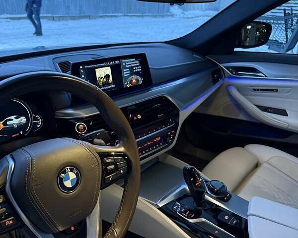 Серый БМВ 5 Серия, объемом двигателя 2.99 л и пробегом 152 тыс. км за 42500 $, фото 44 на Automoto.ua