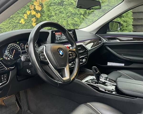 Серый БМВ 5 Серия, объемом двигателя 2 л и пробегом 102 тыс. км за 30500 $, фото 4 на Automoto.ua