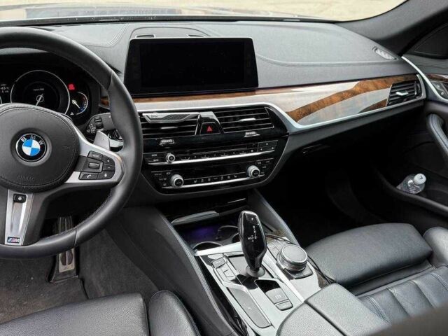 Сірий БМВ 5 Серія, об'ємом двигуна 3 л та пробігом 150 тис. км за 27000 $, фото 5 на Automoto.ua