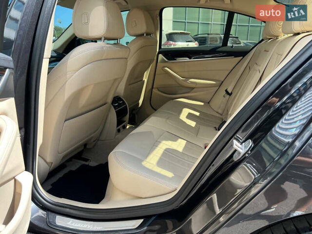 Серый БМВ 5 Серия, объемом двигателя 2 л и пробегом 137 тыс. км за 27499 $, фото 18 на Automoto.ua