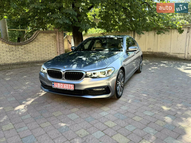 Серый БМВ 5 Серия, объемом двигателя 2 л и пробегом 194 тыс. км за 24900 $, фото 1 на Automoto.ua
