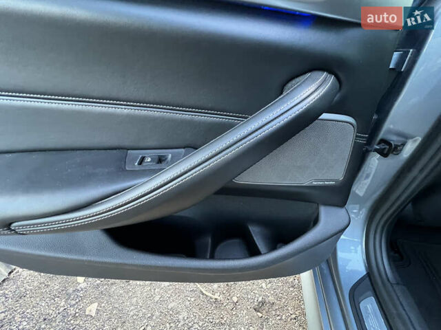 Сірий БМВ 5 Серія, об'ємом двигуна 2.99 л та пробігом 195 тис. км за 34900 $, фото 40 на Automoto.ua