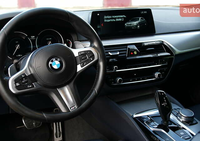 Серый БМВ 5 Серия, объемом двигателя 2 л и пробегом 181 тыс. км за 25900 $, фото 19 на Automoto.ua