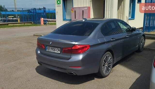 Серый БМВ 5 Серия, объемом двигателя 2 л и пробегом 350 тыс. км за 29775 $, фото 6 на Automoto.ua