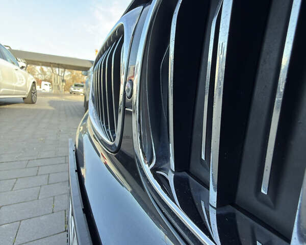 Серый БМВ 5 Серия, объемом двигателя 3 л и пробегом 254 тыс. км за 33500 $, фото 38 на Automoto.ua