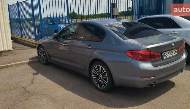Серый БМВ 5 Серия, объемом двигателя 2 л и пробегом 350 тыс. км за 29775 $, фото 5 на Automoto.ua