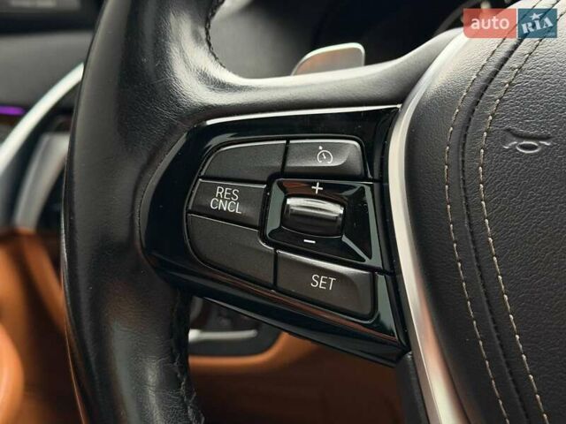 Серый БМВ 5 Серия, объемом двигателя 2 л и пробегом 127 тыс. км за 27000 $, фото 63 на Automoto.ua