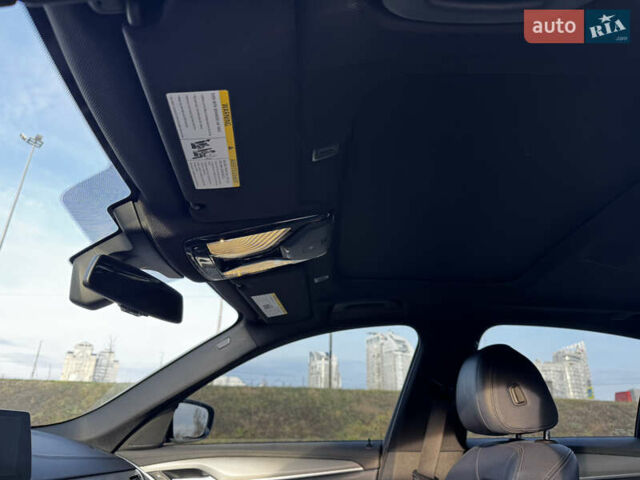 Серый БМВ 5 Серия, объемом двигателя 3 л и пробегом 91 тыс. км за 33900 $, фото 8 на Automoto.ua