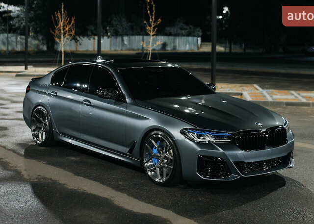 Серый БМВ 5 Серия, объемом двигателя 3 л и пробегом 59 тыс. км за 54999 $, фото 3 на Automoto.ua