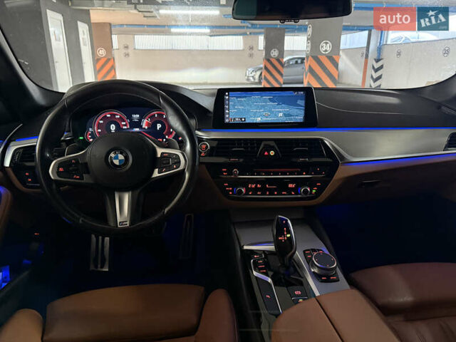 Серый БМВ 5 Серия, объемом двигателя 2 л и пробегом 171 тыс. км за 28500 $, фото 10 на Automoto.ua