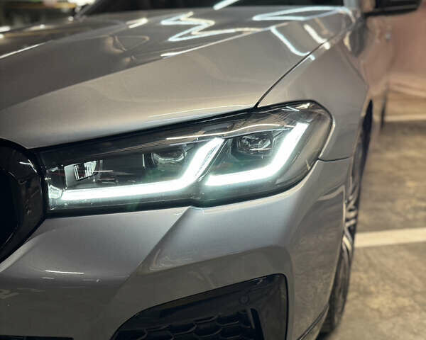 Серый БМВ 5 Серия, объемом двигателя 3 л и пробегом 74 тыс. км за 39000 $, фото 15 на Automoto.ua