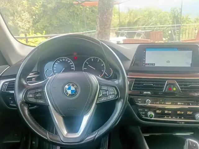 Серый БМВ 5 Серия, объемом двигателя 2 л и пробегом 45 тыс. км за 15000 $, фото 10 на Automoto.ua