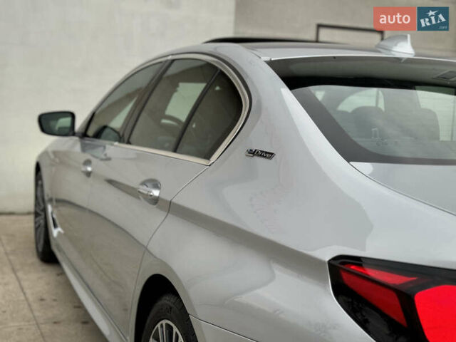 Сірий БМВ 5 Серія, об'ємом двигуна 2 л та пробігом 67 тис. км за 29600 $, фото 22 на Automoto.ua