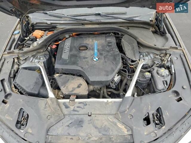 Серый БМВ 5 Серия, объемом двигателя 2 л и пробегом 82 тыс. км за 8000 $, фото 10 на Automoto.ua