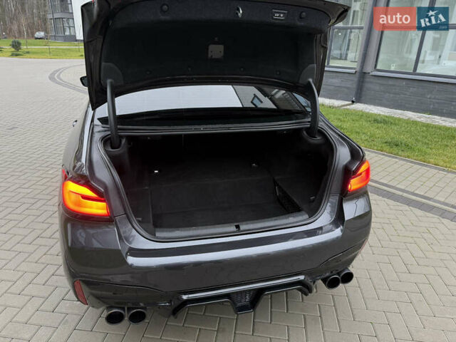 Серый БМВ 5 Серия, объемом двигателя 2 л и пробегом 85 тыс. км за 30900 $, фото 30 на Automoto.ua