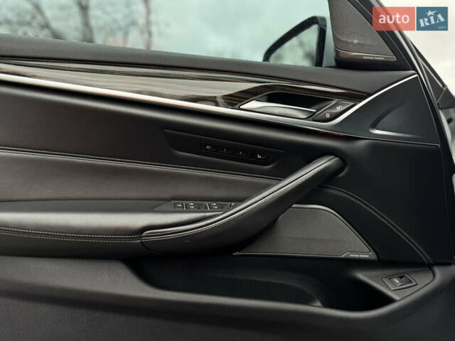 Сірий БМВ 5 Серія, об'ємом двигуна 3 л та пробігом 102 тис. км за 34800 $, фото 14 на Automoto.ua