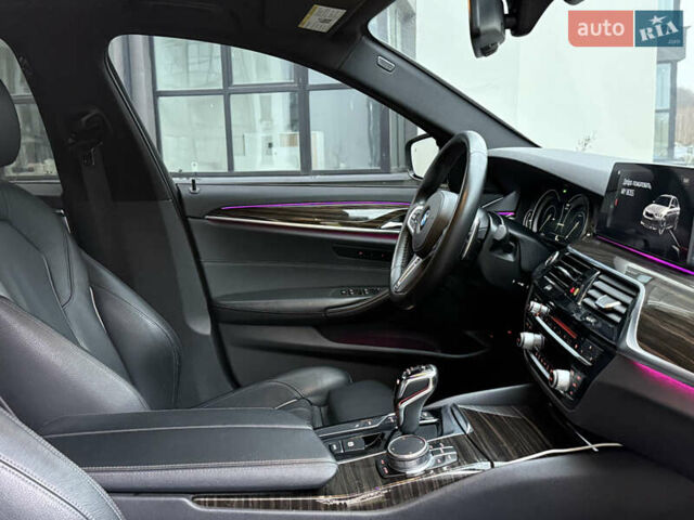 Серый БМВ 5 Серия, объемом двигателя 2 л и пробегом 85 тыс. км за 30900 $, фото 15 на Automoto.ua