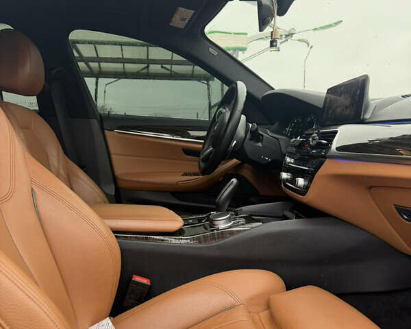 Сірий БМВ 5 Серія, об'ємом двигуна 3 л та пробігом 200 тис. км за 30500 $, фото 9 на Automoto.ua