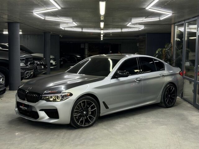 Серый БМВ 5 Серия, объемом двигателя 3 л и пробегом 126 тыс. км за 31900 $, фото 4 на Automoto.ua