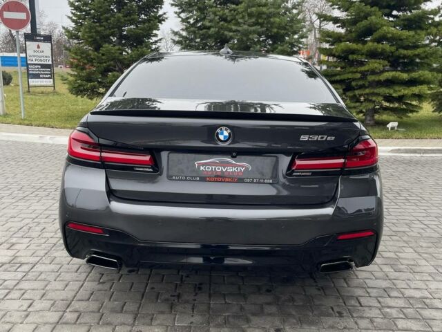 Сірий БМВ 5 Серія, об'ємом двигуна 2 л та пробігом 126 тис. км за 31500 $, фото 12 на Automoto.ua