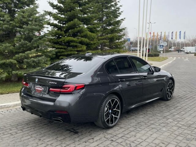 Сірий БМВ 5 Серія, об'ємом двигуна 2 л та пробігом 126 тис. км за 31500 $, фото 5 на Automoto.ua