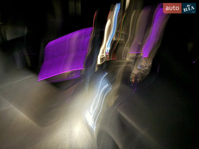 Серый БМВ 5 Серия, объемом двигателя 2.99 л и пробегом 205 тыс. км за 38700 $, фото 45 на Automoto.ua