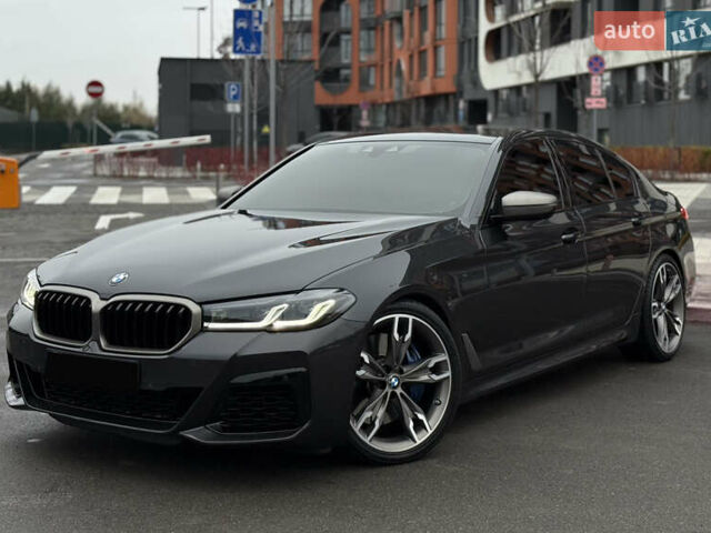 Серый БМВ 5 Серия, объемом двигателя 4.39 л и пробегом 118 тыс. км за 40900 $, фото 2 на Automoto.ua