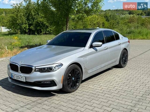 Серый БМВ 5 Серия, объемом двигателя 2 л и пробегом 80 тыс. км за 28000 $, фото 1 на Automoto.ua