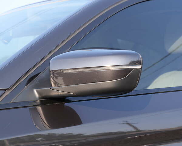 Серый БМВ 5 Серия, объемом двигателя 3 л и пробегом 186 тыс. км за 28999 $, фото 16 на Automoto.ua