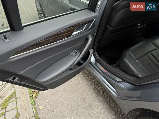 Сірий БМВ 5 Серія, об'ємом двигуна 2 л та пробігом 128 тис. км за 32500 $, фото 31 на Automoto.ua