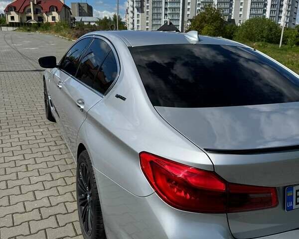 Серый БМВ 5 Серия, объемом двигателя 2 л и пробегом 80 тыс. км за 28000 $, фото 11 на Automoto.ua