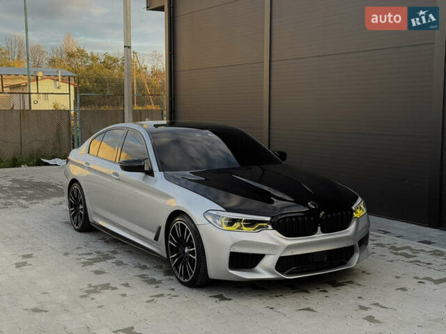 Серый БМВ 5 Серия, объемом двигателя 3 л и пробегом 50 тыс. км за 39950 $, фото 2 на Automoto.ua