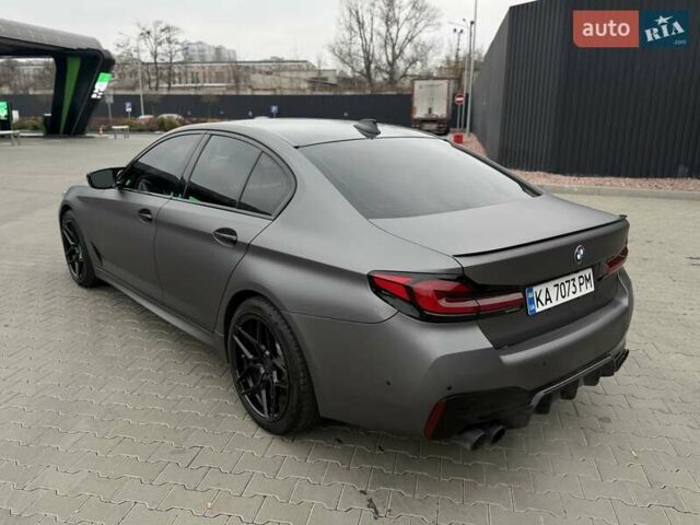 Серый БМВ 5 Серия, объемом двигателя 3 л и пробегом 116 тыс. км за 32500 $, фото 6 на Automoto.ua