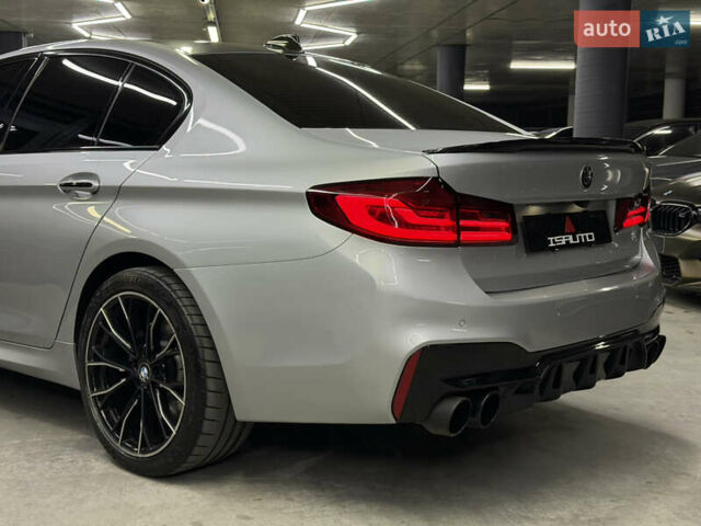 Серый БМВ 5 Серия, объемом двигателя 3 л и пробегом 126 тыс. км за 31900 $, фото 12 на Automoto.ua