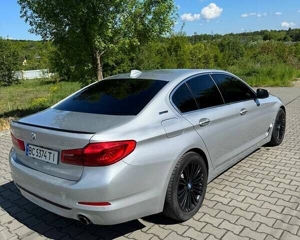 Серый БМВ 5 Серия, объемом двигателя 2 л и пробегом 80 тыс. км за 28000 $, фото 15 на Automoto.ua