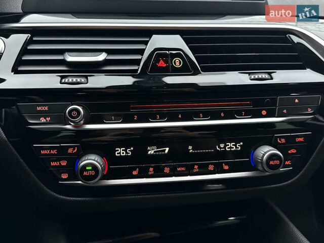 Серый БМВ 5 Серия, объемом двигателя 2 л и пробегом 131 тыс. км за 29999 $, фото 41 на Automoto.ua