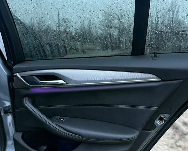 Сірий БМВ 5 Серія, об'ємом двигуна 2 л та пробігом 161 тис. км за 29900 $, фото 38 на Automoto.ua