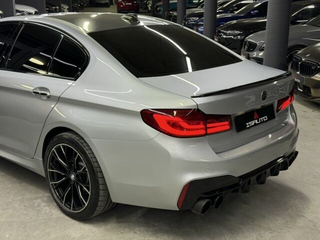 Серый БМВ 5 Серия, объемом двигателя 3 л и пробегом 126 тыс. км за 31900 $, фото 13 на Automoto.ua