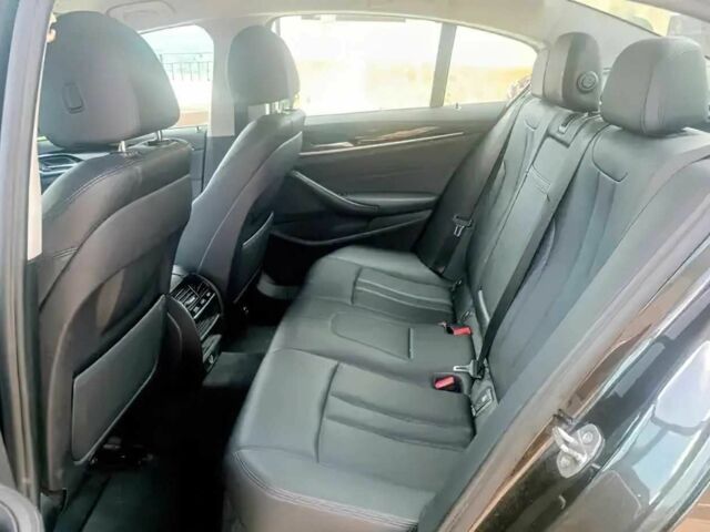 Серый БМВ 5 Серия, объемом двигателя 2 л и пробегом 45 тыс. км за 15000 $, фото 11 на Automoto.ua