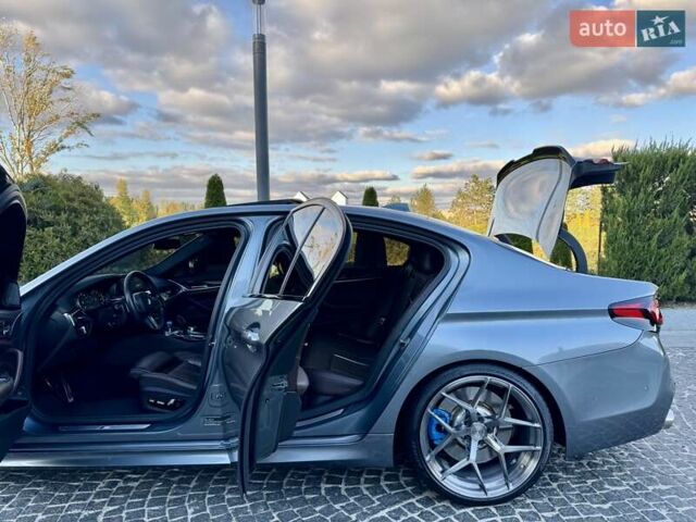 Серый БМВ 5 Серия, объемом двигателя 3 л и пробегом 59 тыс. км за 54999 $, фото 36 на Automoto.ua