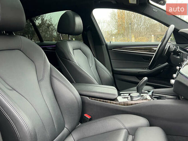 Серый БМВ 5 Серия, объемом двигателя 2 л и пробегом 111 тыс. км за 28300 $, фото 20 на Automoto.ua