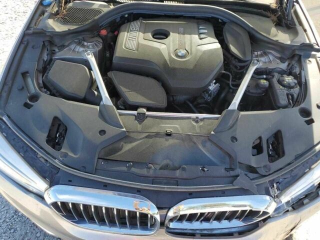 Серый БМВ 5 Серия, объемом двигателя 2 л и пробегом 61 тыс. км за 19816 $, фото 6 на Automoto.ua