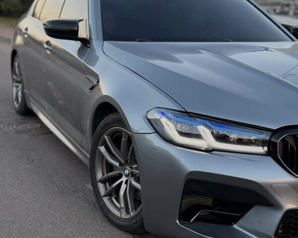 Серый БМВ 5 Серия, объемом двигателя 2 л и пробегом 166 тыс. км за 27700 $, фото 6 на Automoto.ua