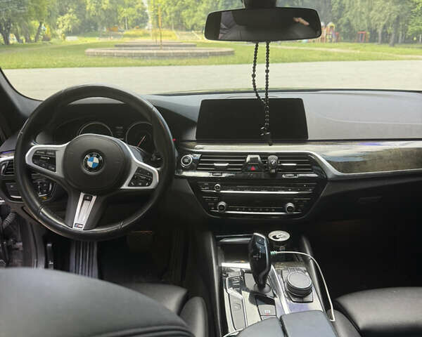 Серый БМВ 5 Серия, объемом двигателя 2 л и пробегом 128 тыс. км за 28999 $, фото 13 на Automoto.ua