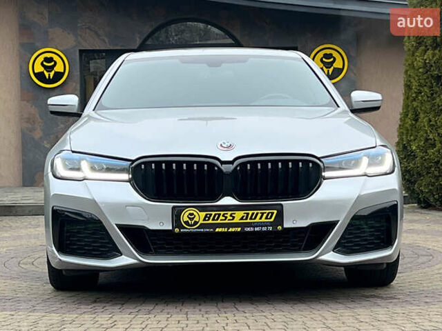 Серый БМВ 5 Серия, объемом двигателя 2 л и пробегом 111 тыс. км за 28300 $, фото 1 на Automoto.ua