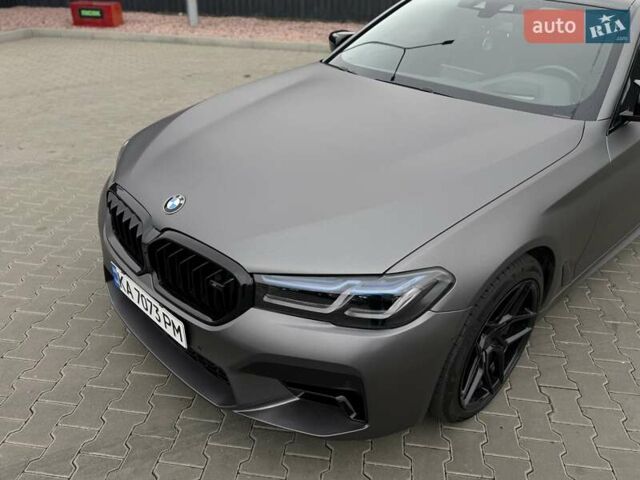 Серый БМВ 5 Серия, объемом двигателя 3 л и пробегом 116 тыс. км за 32500 $, фото 10 на Automoto.ua