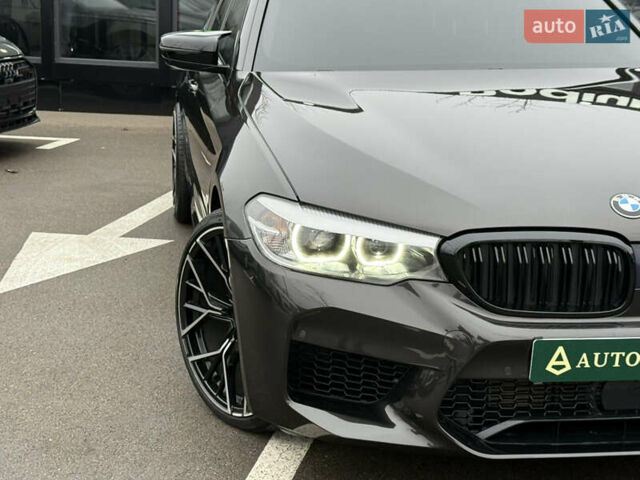 Серый БМВ 5 Серия, объемом двигателя 2 л и пробегом 131 тыс. км за 29999 $, фото 1 на Automoto.ua